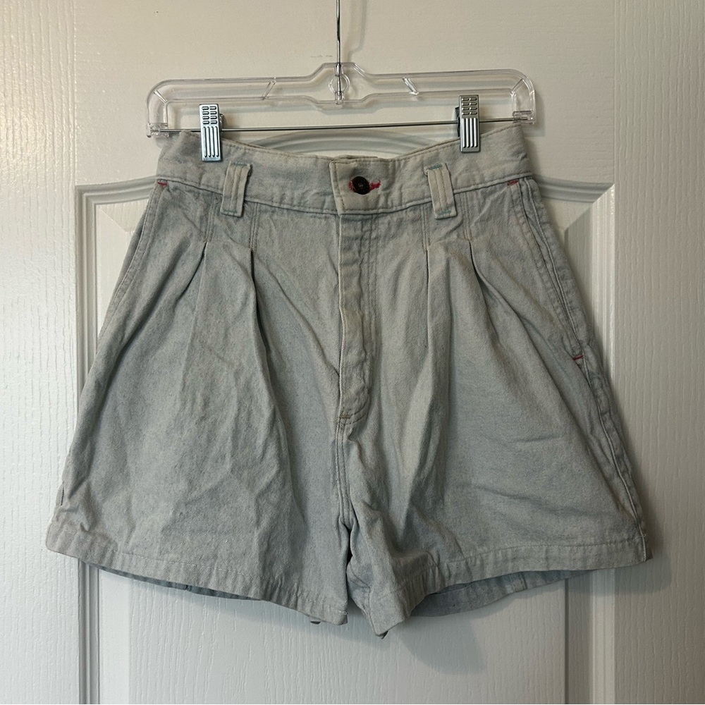 Lee Women's Vintage Light Wash Denim Shorts